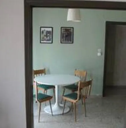 Illisia Roof Apartment Atene Esterno foto