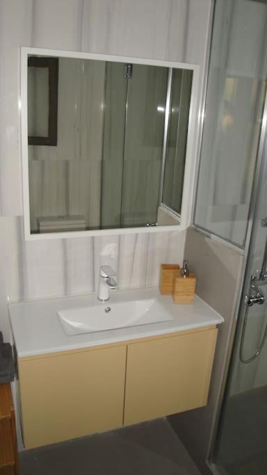 Illisia Roof Apartment Athens